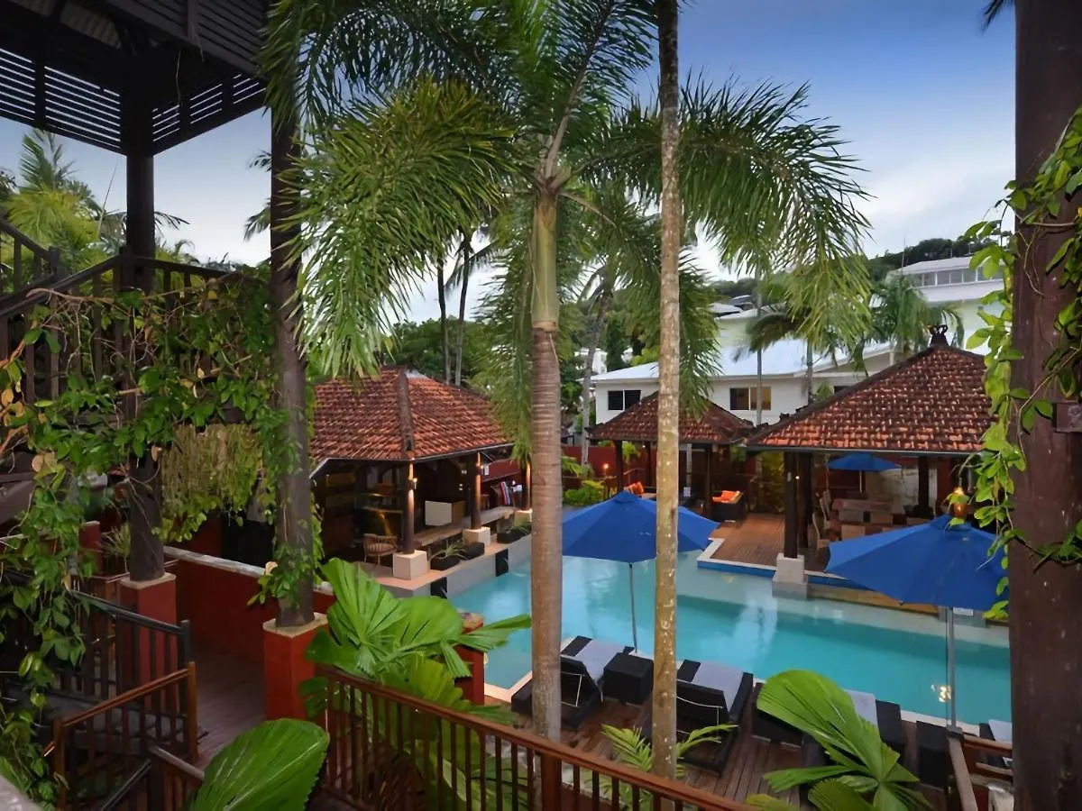 Poolside @ Hibiscus Apartment Port Douglas Australia